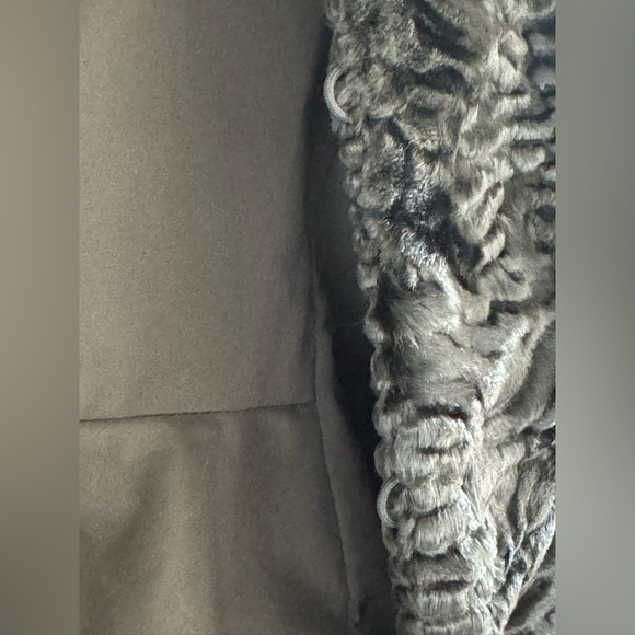 White House Black Market WHBM faux Persian lamb fur jacket XS Black Grey - Picture 4 of 15